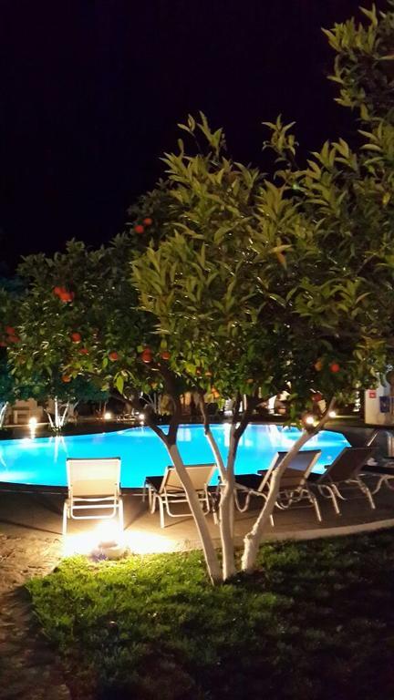 Meis Hotel บิเตซ ภายนอก รูปภาพ