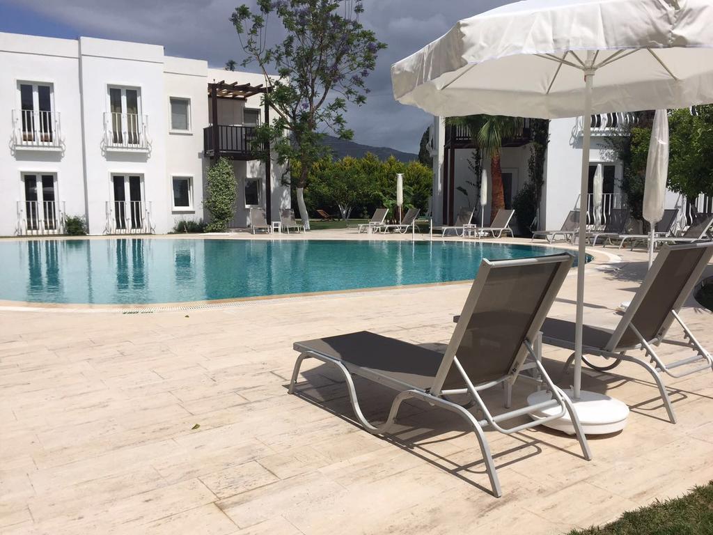 Meis Hotel บิเตซ ภายนอก รูปภาพ